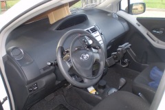 toyota-yaris-m-10